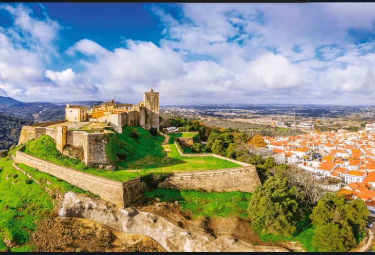 majestoso Castelo de Palmela